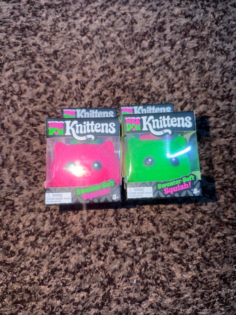 PAIR OF PINK & GREEN NeeDoh KNITTENS Sweater Soft Kitten Knitted Squishmas Toy